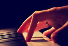 米兰体育：[法甲]卡佩勒复刻经典进球.